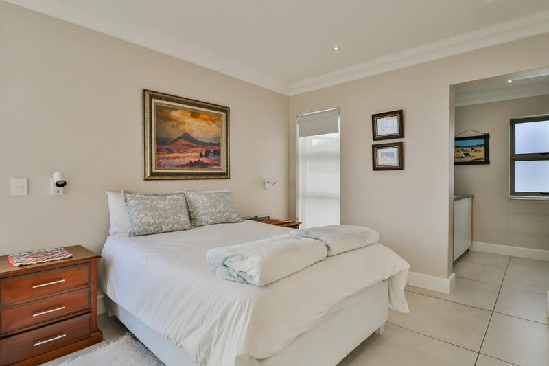 4 Bedroom Property for Sale in Pinnacle Point Golf Estate Western Cape